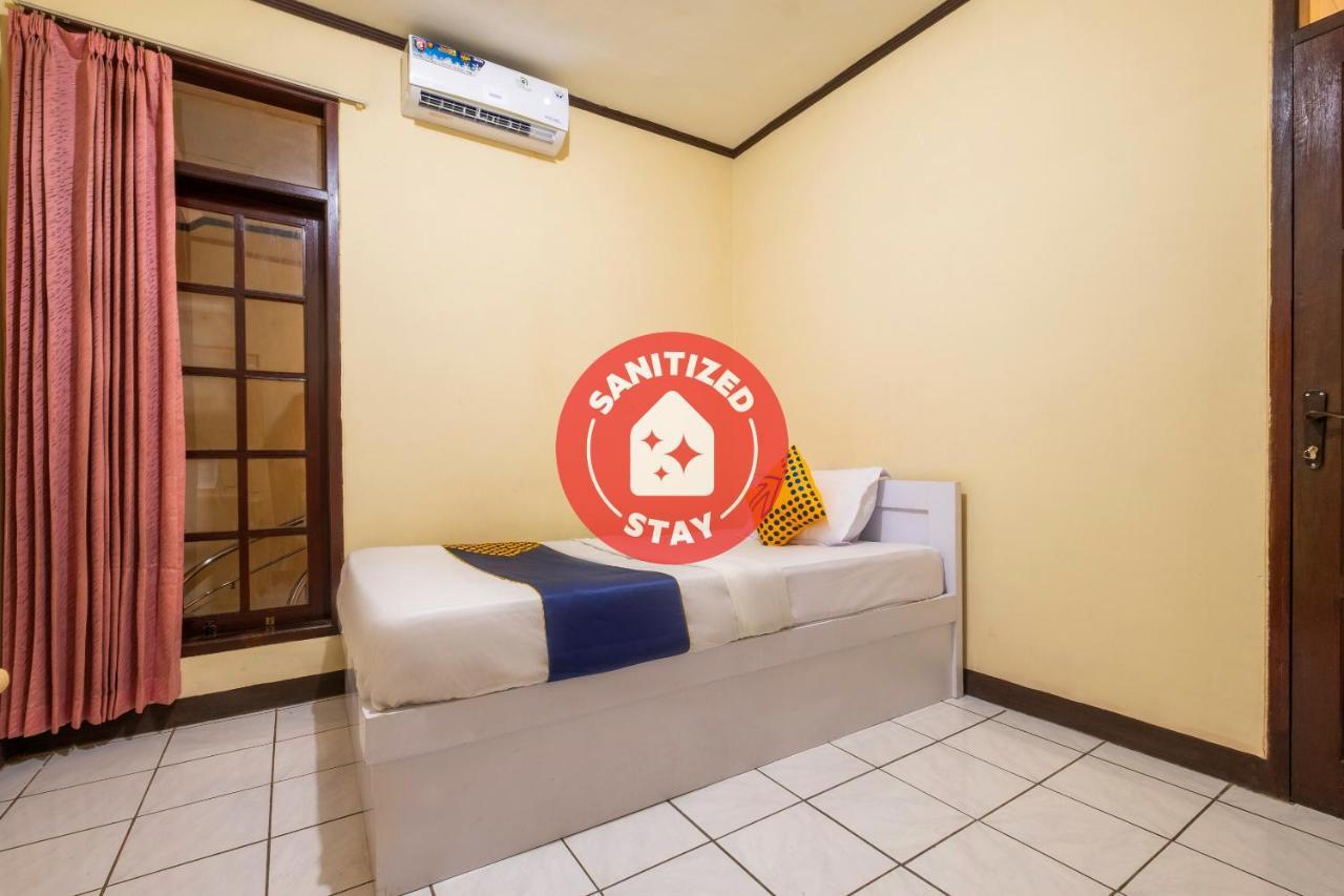 Hotel SPOT ON 2672 Bee M Bandung Exterior foto