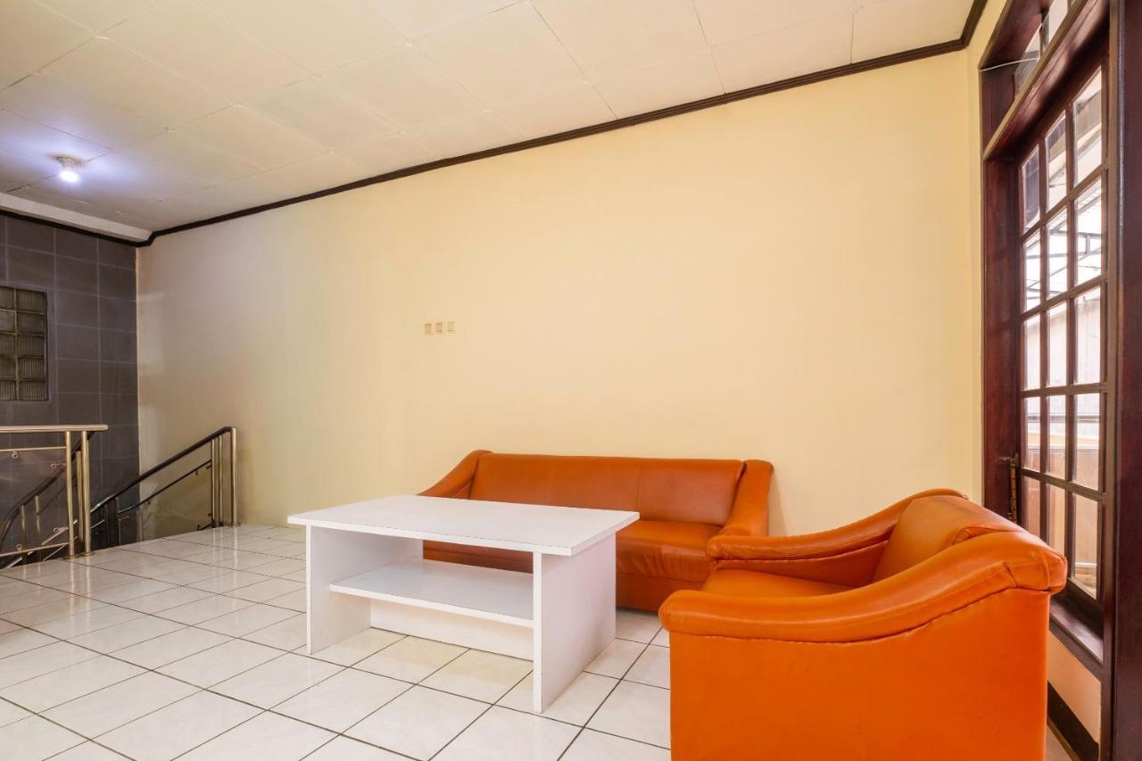 Hotel SPOT ON 2672 Bee M Bandung Exterior foto