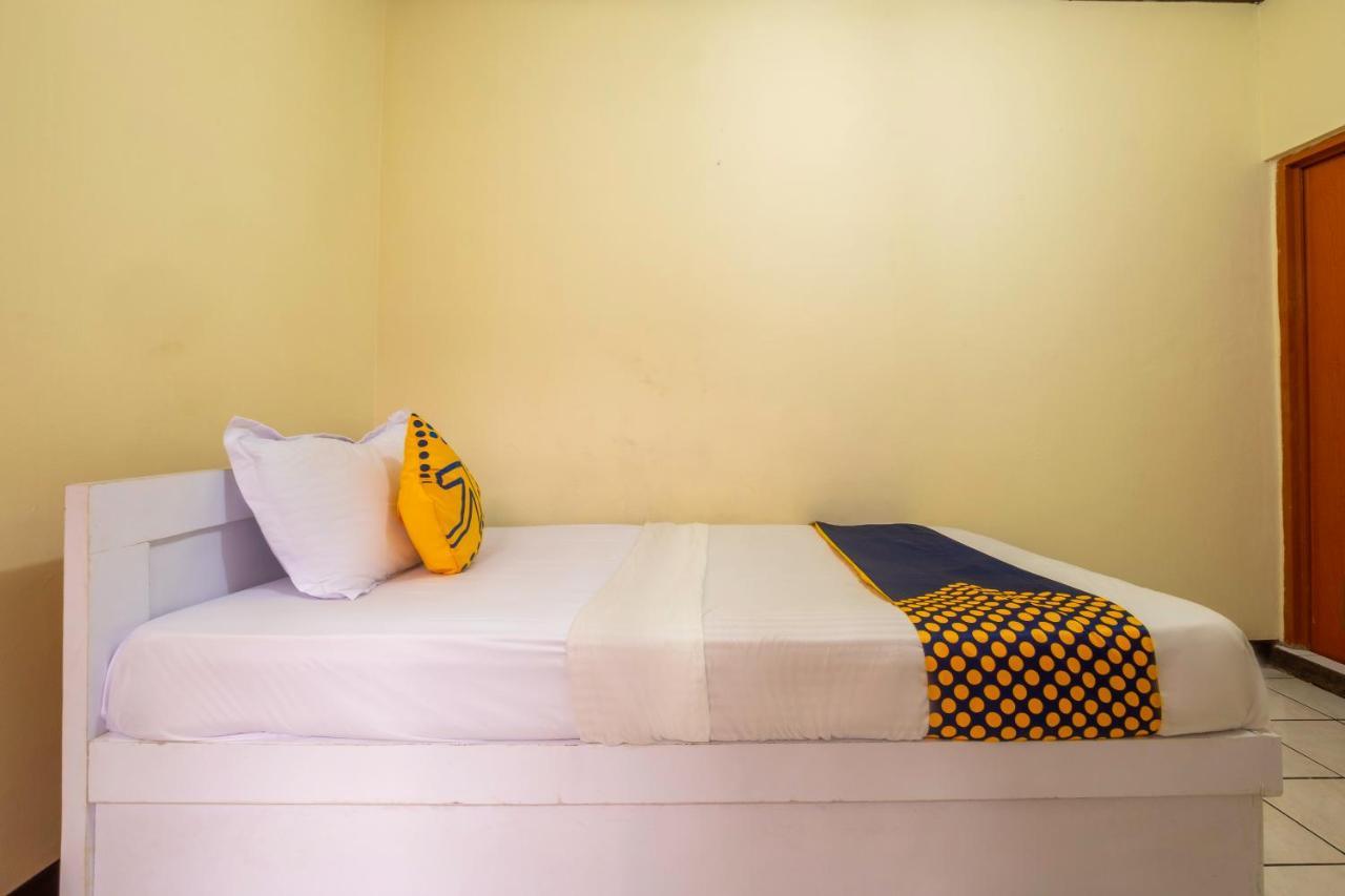 Hotel SPOT ON 2672 Bee M Bandung Exterior foto