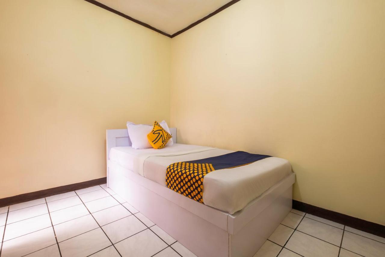 Hotel SPOT ON 2672 Bee M Bandung Exterior foto